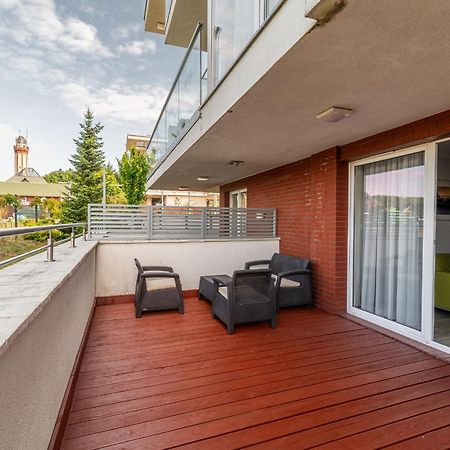 Eleganckie Apartamenty Sun Seasons 24 Blisko Plazy Z Parkingiem By Noclegi Renters นีคอร์เซ ภายนอก รูปภาพ