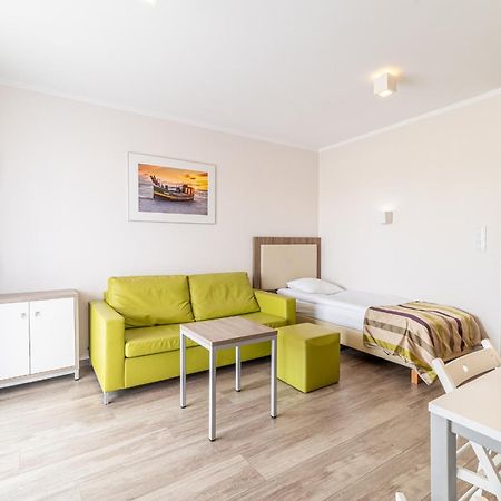 Eleganckie Apartamenty Sun Seasons 24 Blisko Plazy Z Parkingiem By Noclegi Renters นีคอร์เซ ภายนอก รูปภาพ
